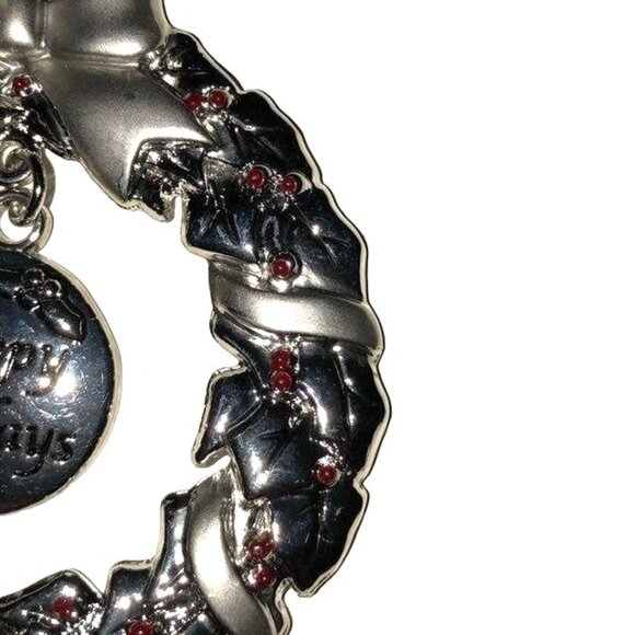 Ganz Pewter Wreath Ornament Engravable Red Stones Happy Holidays New Open Packag - Picture 6 of 11